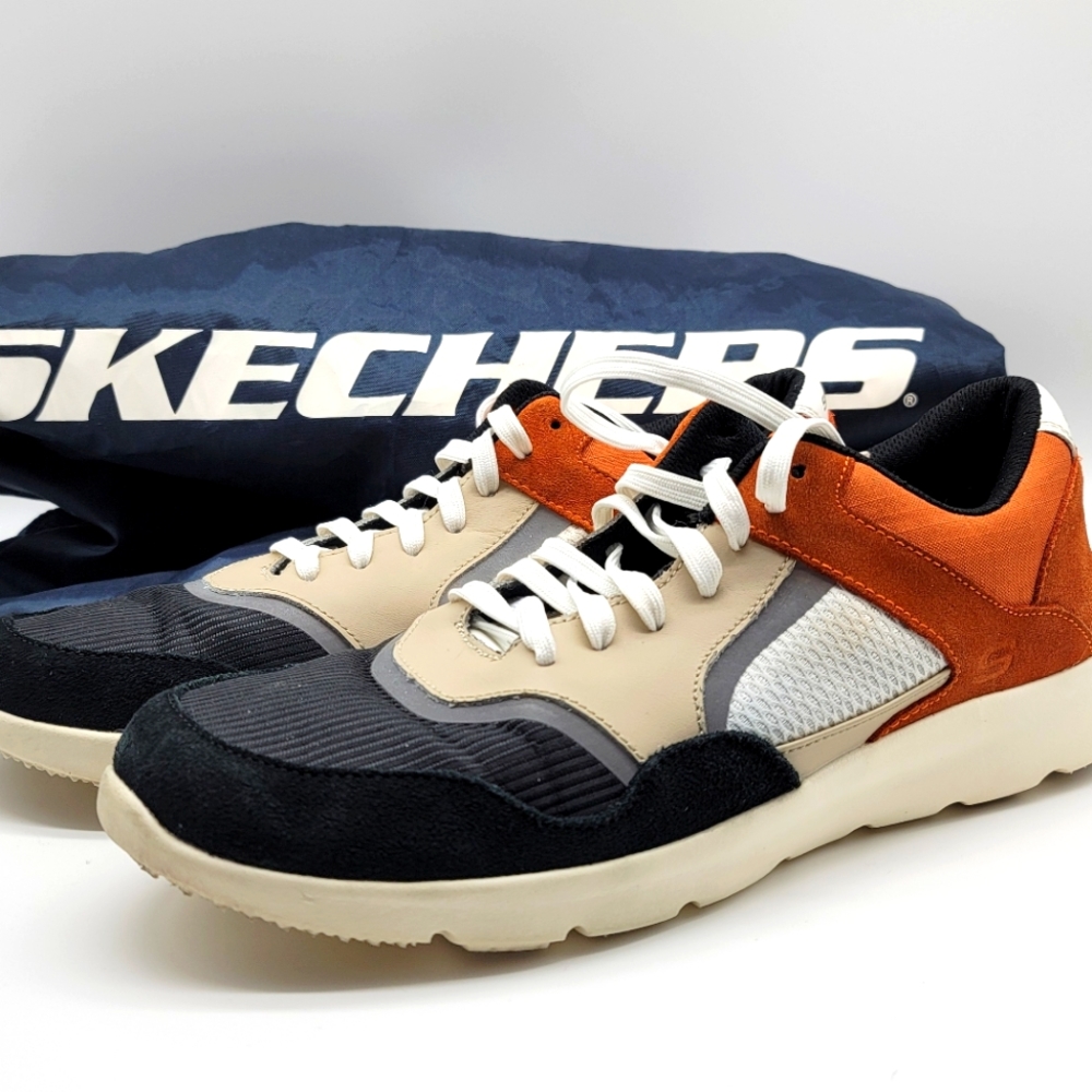 Sketchers shoes